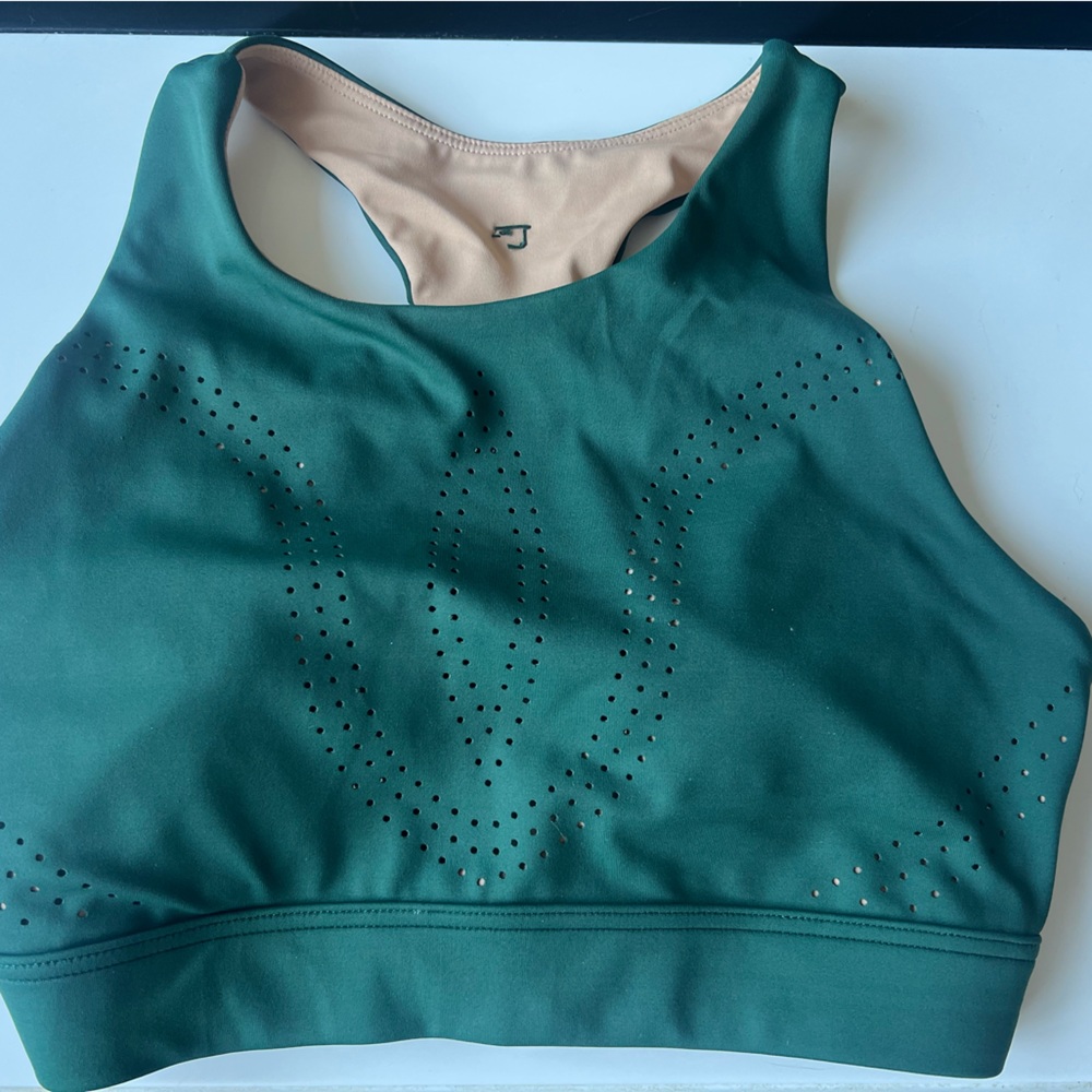Buffbunny Avocado green sports bra